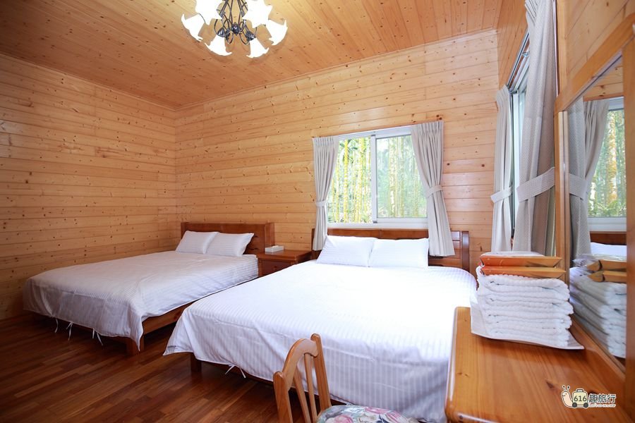 二樓：四人套房 - 房型照片