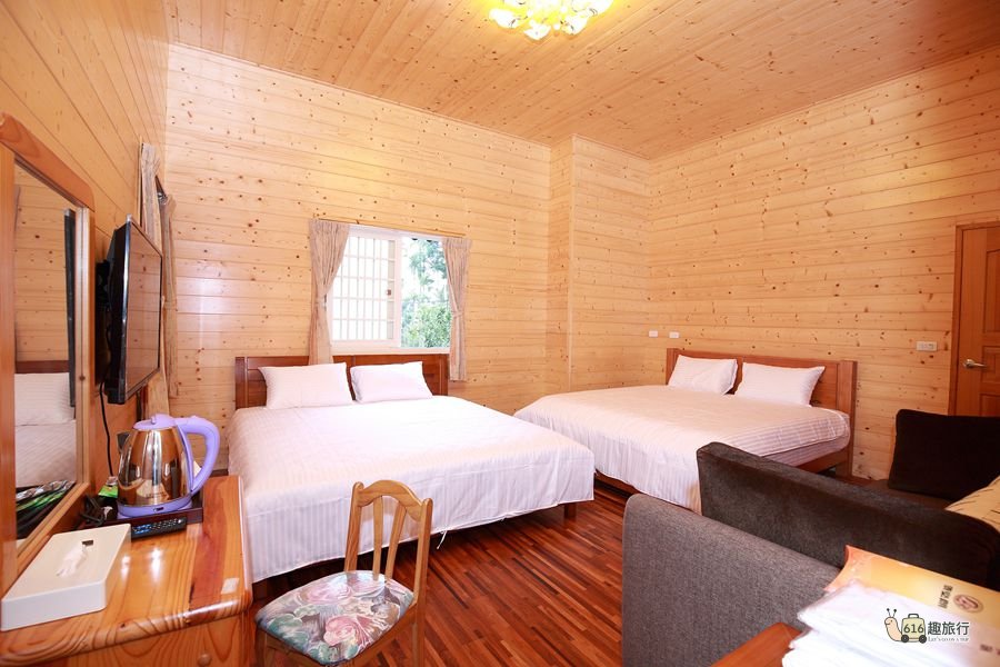 二樓：四人套房